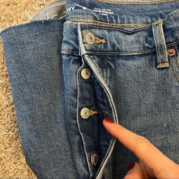 Old Navy Extra High Waisted Straight Button Fly Cut-Off Ripped Jean Shorts - Picture 9 of 10